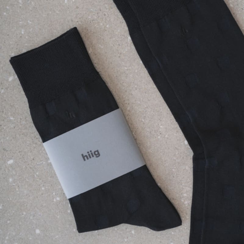 Hiig [no.442] Black Dot Socks