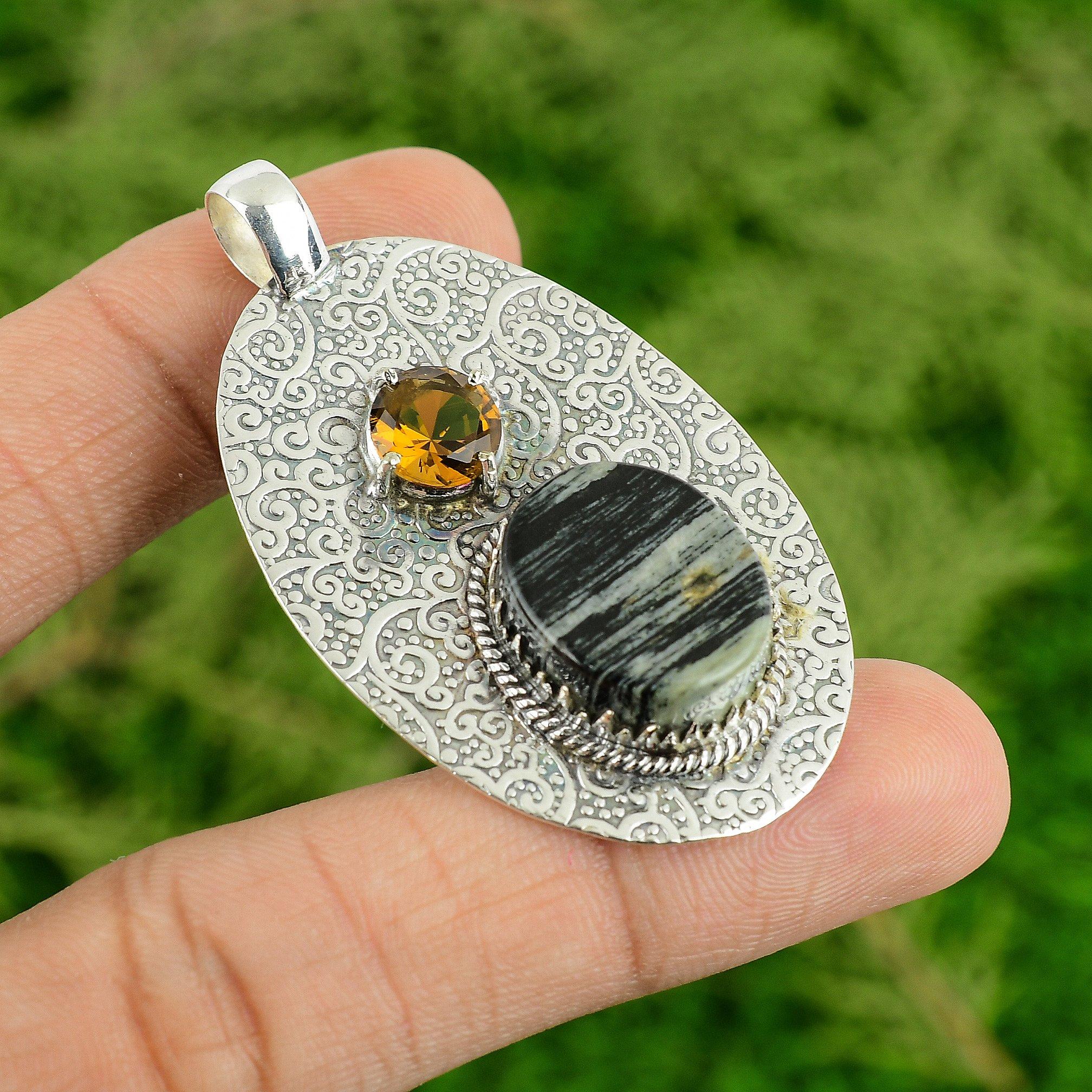 

Oval Silver Leaf Jasper Gemstone Citrine Bezel Unique Pendant Jewelry 925 Silver