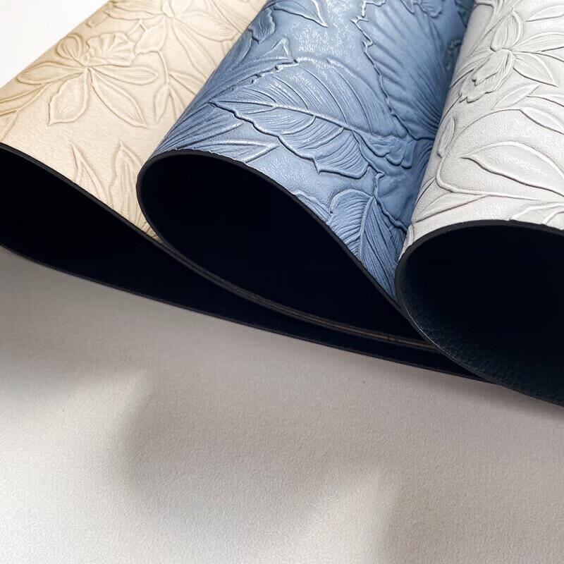 Fan-Shaped Leather Dining Placemat