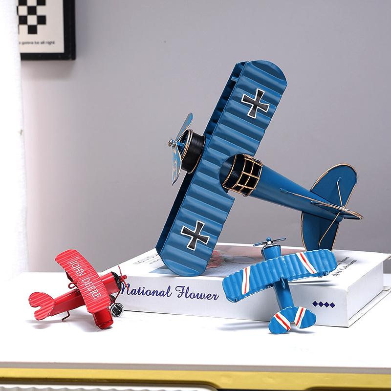Vintage Iron Aircraft Model Decoration American Simulation Electroplating Aircraft Living Room TV Cabinet Bookshelf Decoration