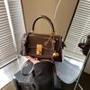Small bag women's autumn and winter retro new versatile shoulder messenger bag portable work small bag