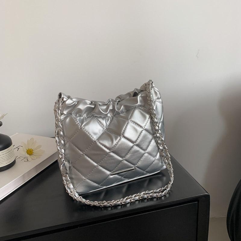 Fashionable Chain Element Soft Leather Bucket Bag For Women 2023 Summer Korean Version Trend