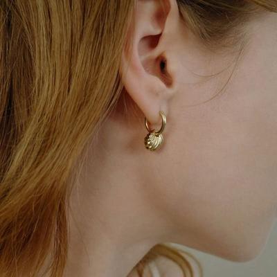 Boucle d'oreille bague coquillage fleur