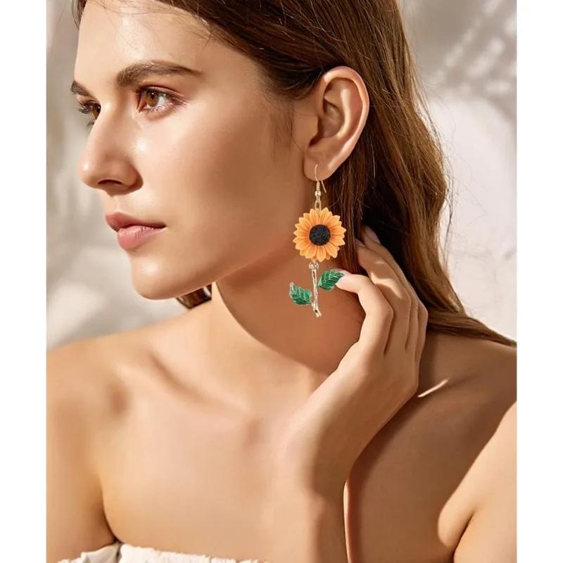Sunflower Earrings Fashion Simple Cute Women's Earrings Yellow Enamel Daisy Sunflower Fun Gifts Suitable for Daily Wear Party