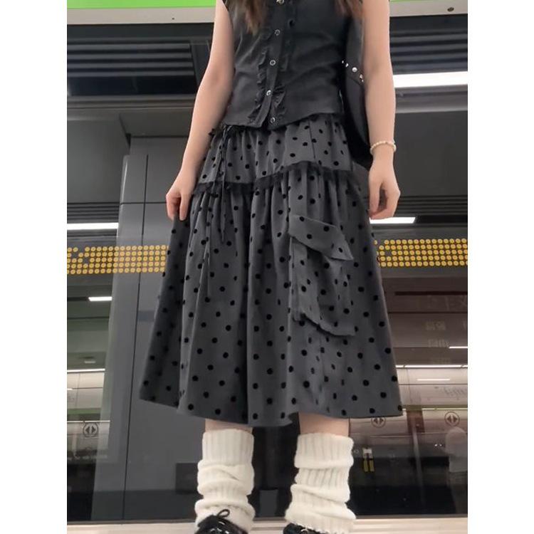 Retro Japanese A-line Layered Cake Skirt - High-Waisted, Lace Trim, Midi Length for Petite Women