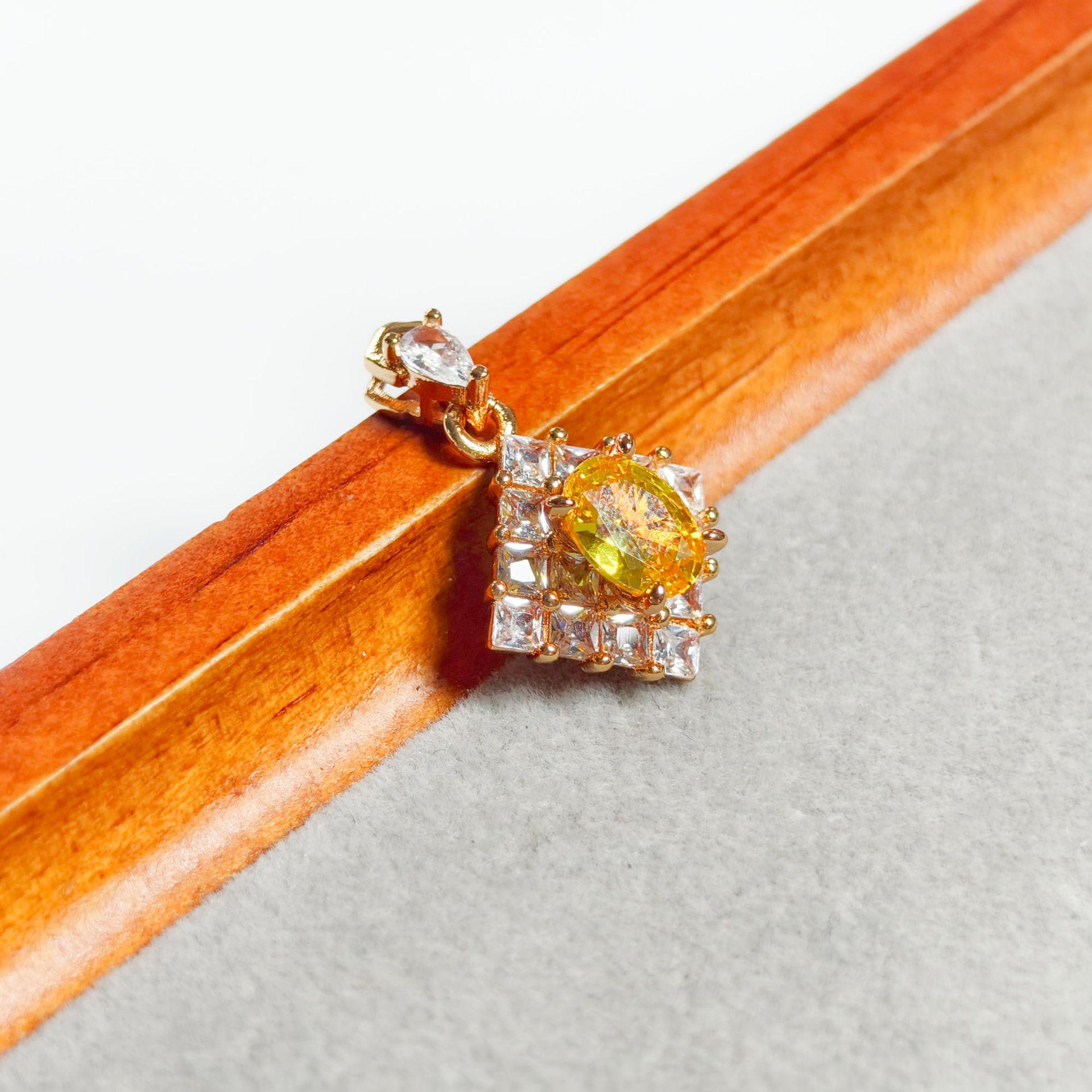 Gessen Jewelry Elegant Earrings & Pendant Set for Women - Versatile Style for Weddings & Anniversaries