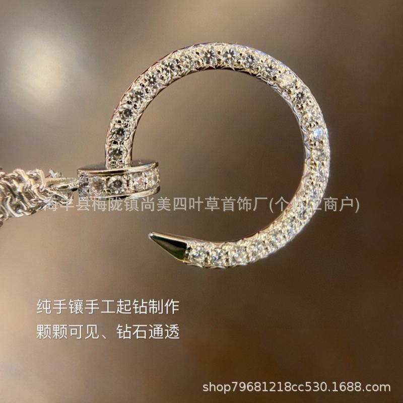 

V Золото Висока Версія Карт є Намисто з Головою та Хвостом Діамантів, Повне Діамантове Кріплення, Розкішний Легкий Ланцюжок на Ключицю ЧПУ Гравіювання Yellow Gold Head and Tail Diamond