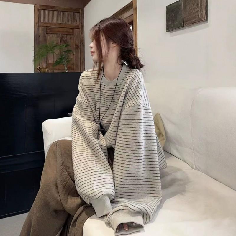 Womens Oversized Striped Cotton Blend Hoodless Sweatshirt Loose Comfortable Round Neck Top