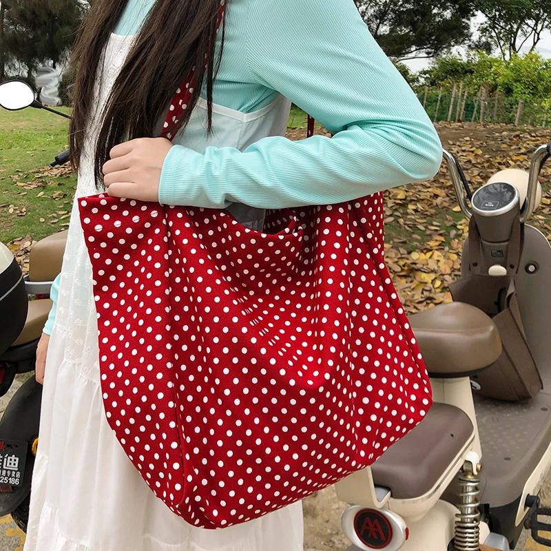 Selling Retro Casual Polka Dot Canvas Women's Shoulder Bag  Fashionable Versatile Practical Large Capacity Tote Bag