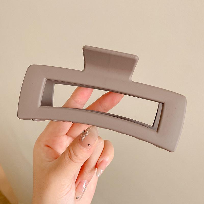 Elegant Large Hair Claw Clip for Thick Hair - High-End Korean Updo Shark Clip