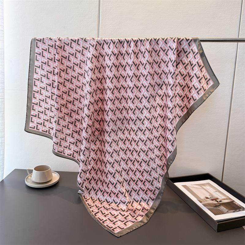 Classic Retro Presbyopia Satin Imitation Silk Printing Large Square Scarf Silk Scarf Shawl Headscarf Neck Protection Scarf