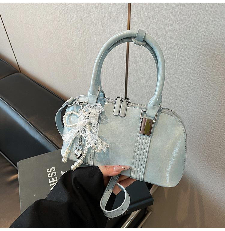 Premium texture small bag women's new summer popular versatile messenger bag fashionable portable pillow bag