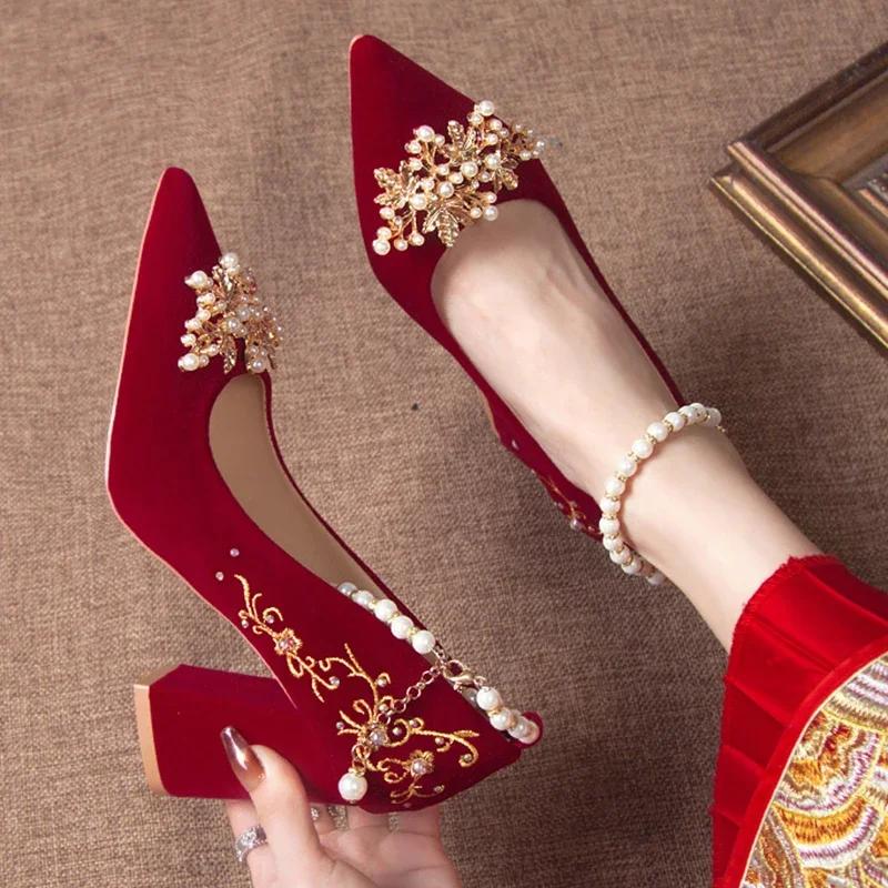 Fashion 2025 New Gold Embroidered Flowers Thick High Heels Women's Big String Bead Decor Wedding Pumps Woman Suede Point Toe Party Shoes