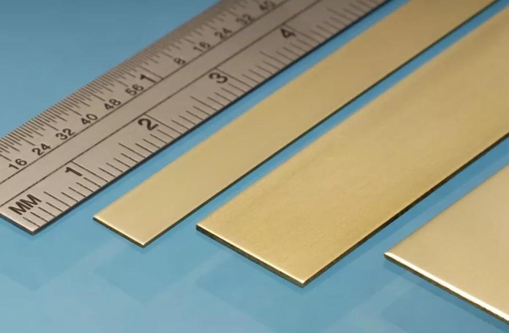 Albion Alloys Brass Flat X 305mm Pack of Hobby AALBS5M Bar, 12.0 0.6mm, Long, 4, Material,