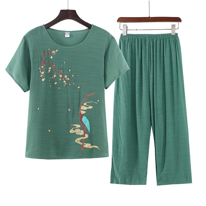 Women's Summer Cotton Linen Short-Sleeved Two-Piece Set: Grandma Mom Pajama Top and Pants.