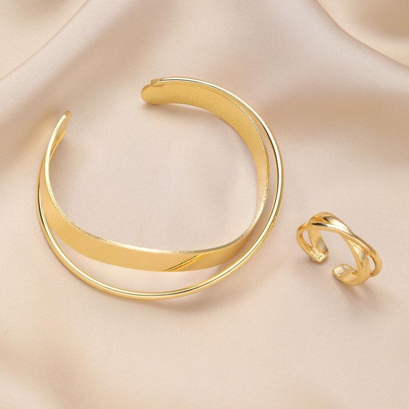 Chic Geometric Bracelet and Ring Set: European & American Style