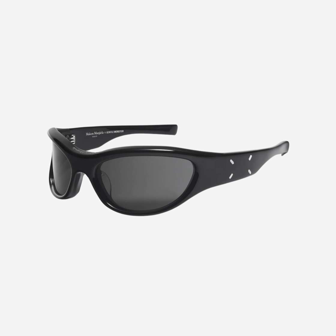 

Нежный монстр MM003 Черный Черный