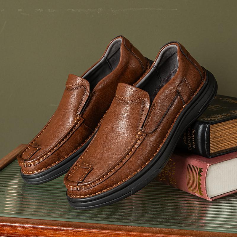 Fashion Genuine Leather Men Casual Shoe Breathable Loafers Sneakers Fashion Comfortable Slip on Flats Handmade Leisure Man Driving Shoes