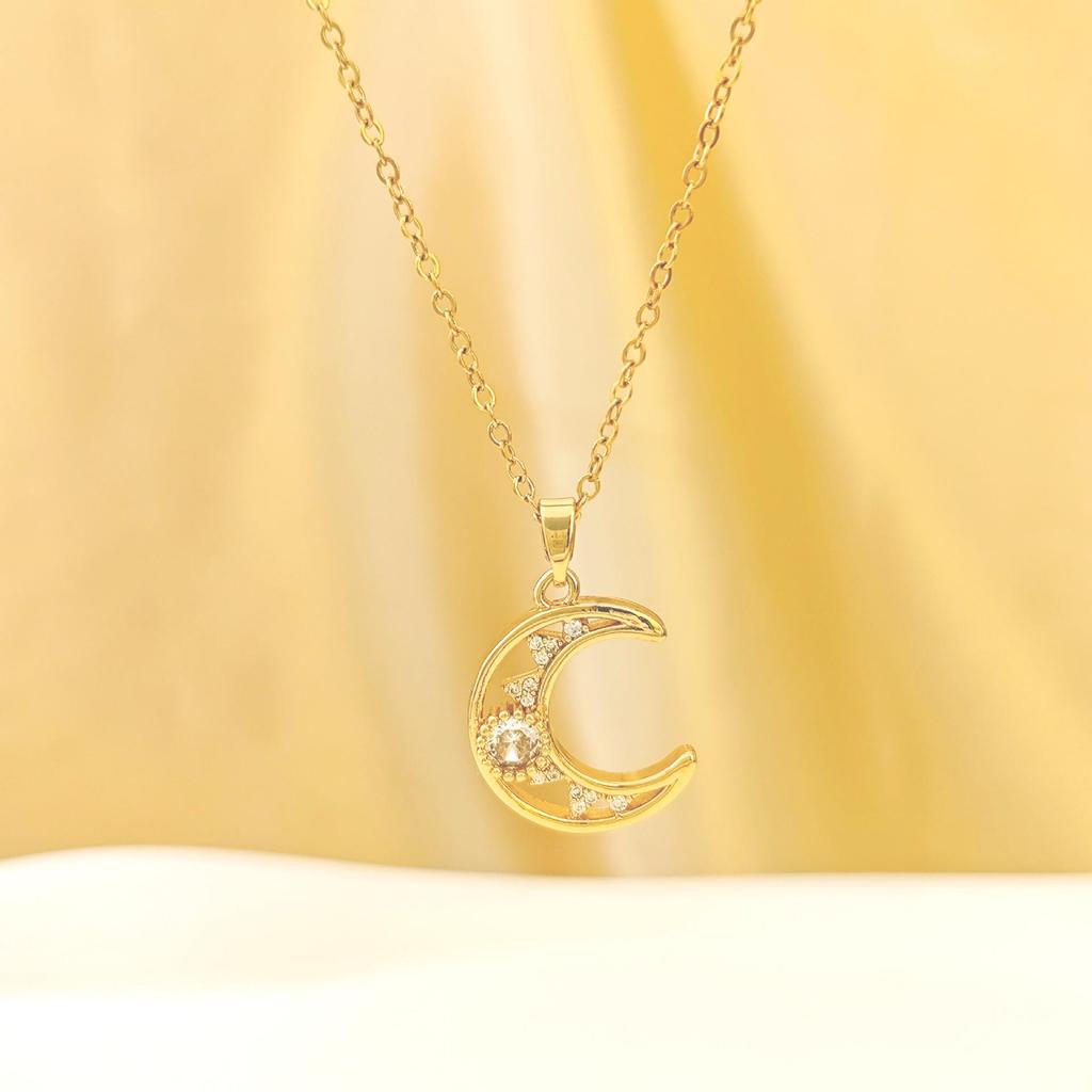 European & American Moon Necklace: Personalized Diamond-Inlaid Pendant for Women, Light Luxury Clavicle Chain Jewelry