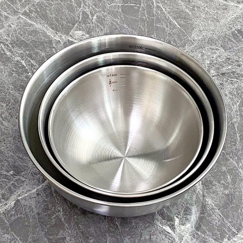 304 Stainless Steel Kitchen Basin: Wash Veggies, Knead Dough, Beat Eggs, or Mix Salads. Thick, Durable Design for Household Use.