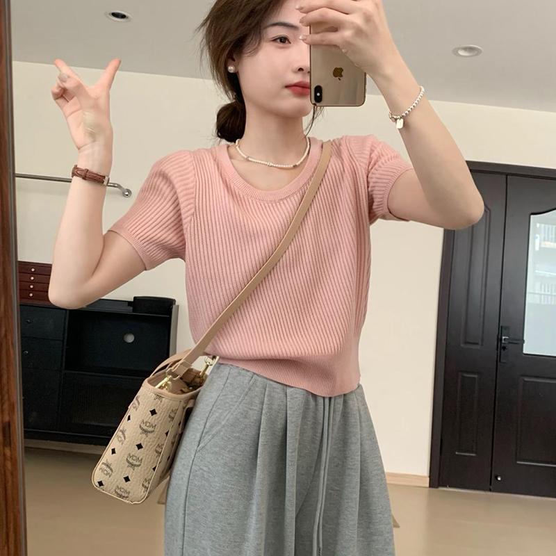 2025 Spring Korean-Style Casual U-Neck Short-Sleeve Knit Top - Solid Color