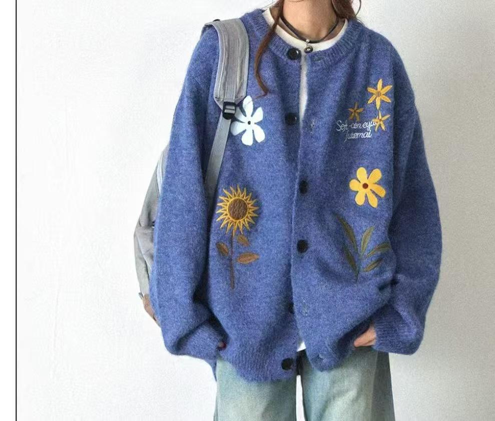 French retro fashion flower knitted cardigan autumn and winter new loose large version versatile sweater women's coat tide