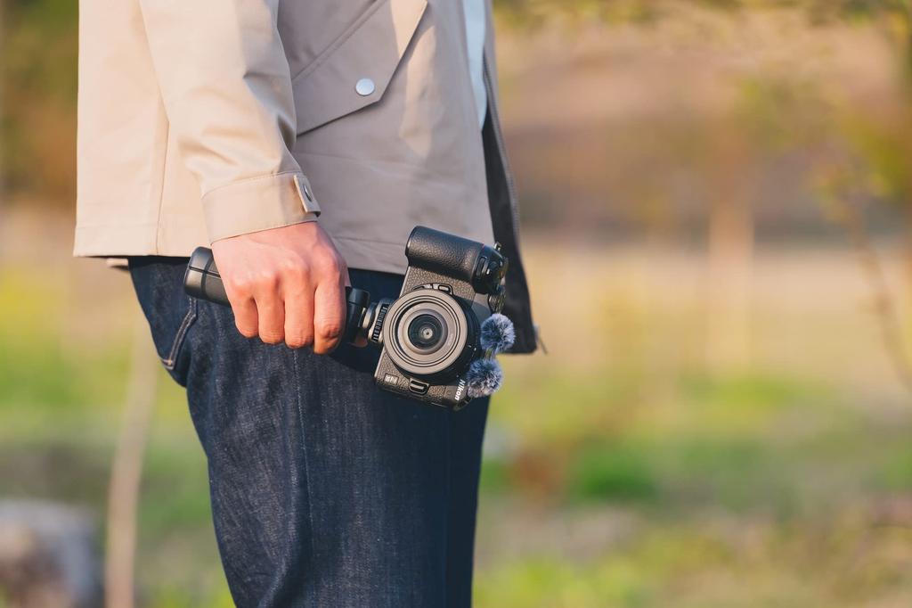 Nikon SmallRig Stativgriff 3070 Fernbedienungsset Spiegelloses Einzelobjektiv Z30 Schwarz ML-L7