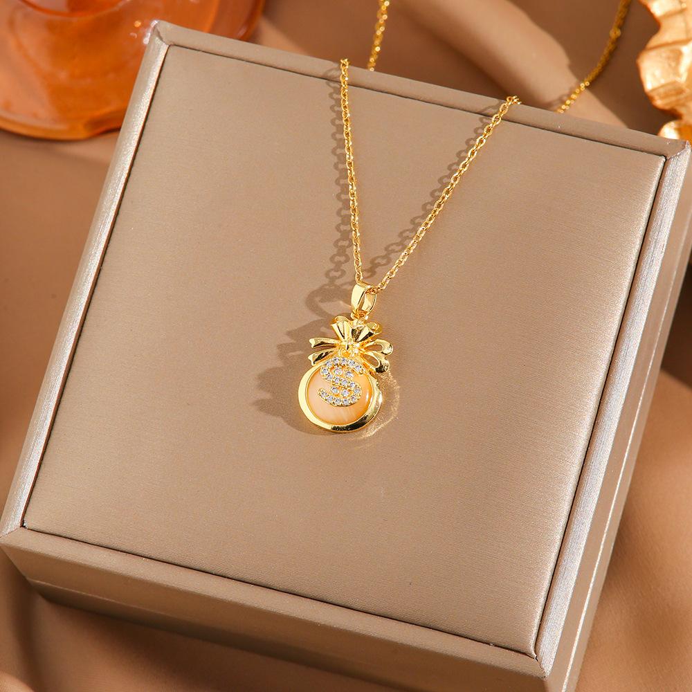 Four Leaf Clover Pendant Necklace For Women Fashionable Zircon Crystal Adjustable Chain Delicate And Versatile Jewelry