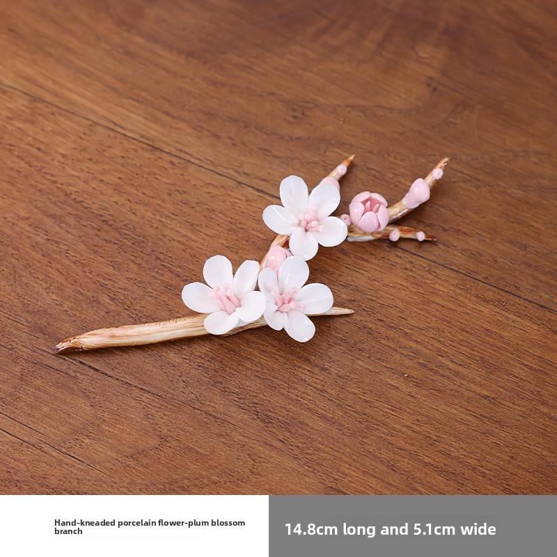 Ceramic Hand-molded Plum Blossom Vase Jadeite Porcelain Warm Transparent Decorative Fresh and Delicate Flower Vase Decorative