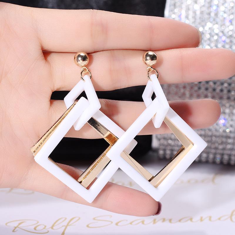 

Ретро преувеличенные акриловые серьги корейская версия геометрические ромбовидные длинные серьги модный темперамент новые серьги женские