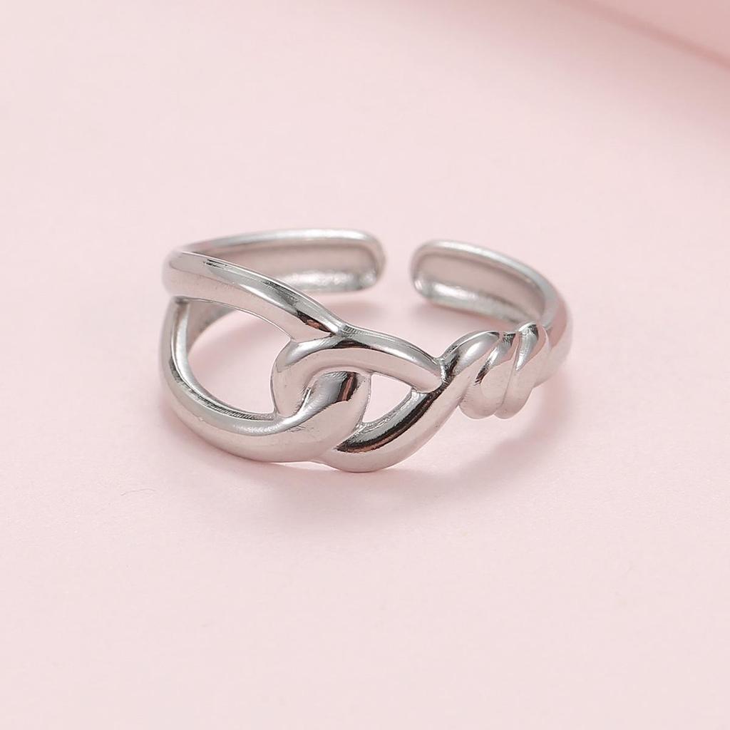 Trendy Adjustable Gold-Plated Stainless Steel Chain Ring for Women