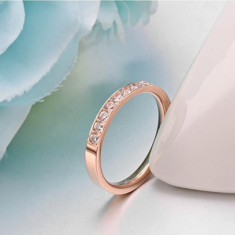 

Корейская версия Титановая сталь Инкрустированное бриллиантами Женское кольцо Микро-инкрустация бриллиантами Розовое золото Женское кольцо Женский стиль