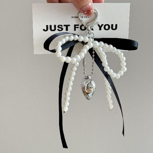 French Ribbon Pearl Bow Style Bag Charm Versatile Keychain Pendant Heart Drop for Schoolgirl Kawaii Key Holder Cute Accessory