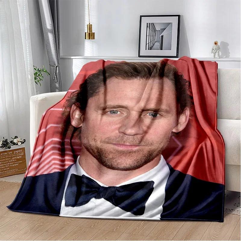 Tom Hiddleston Collage Plaid Actor Soft Plush Blanket,Flannel Blanket Throw Blanket for Living Room Bedroom Bed Sofa Picnic Kids