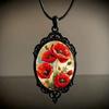 Fashionable and Exquisite Floral Pattern Glass Pendant Necklace Vintage Accessory