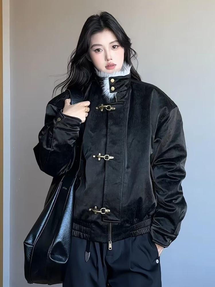 Fur Collar Leather Jacket with Airplane Buckle and Stand Collar for Men & Women - Warm Autumn/Winter Coat with Thick Cotton & Velvet Lining