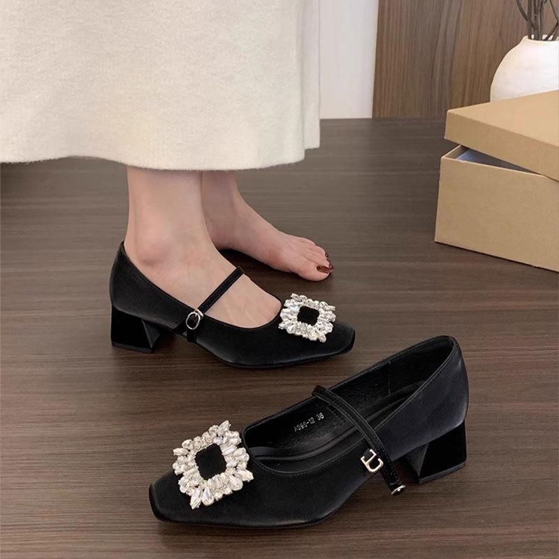 French Evening Breeze Commuter Light Mouth Silver Single Shoes Women's 2025 Spring and Autumn New Thick Heel Rhinestone Mary Jane High Heels