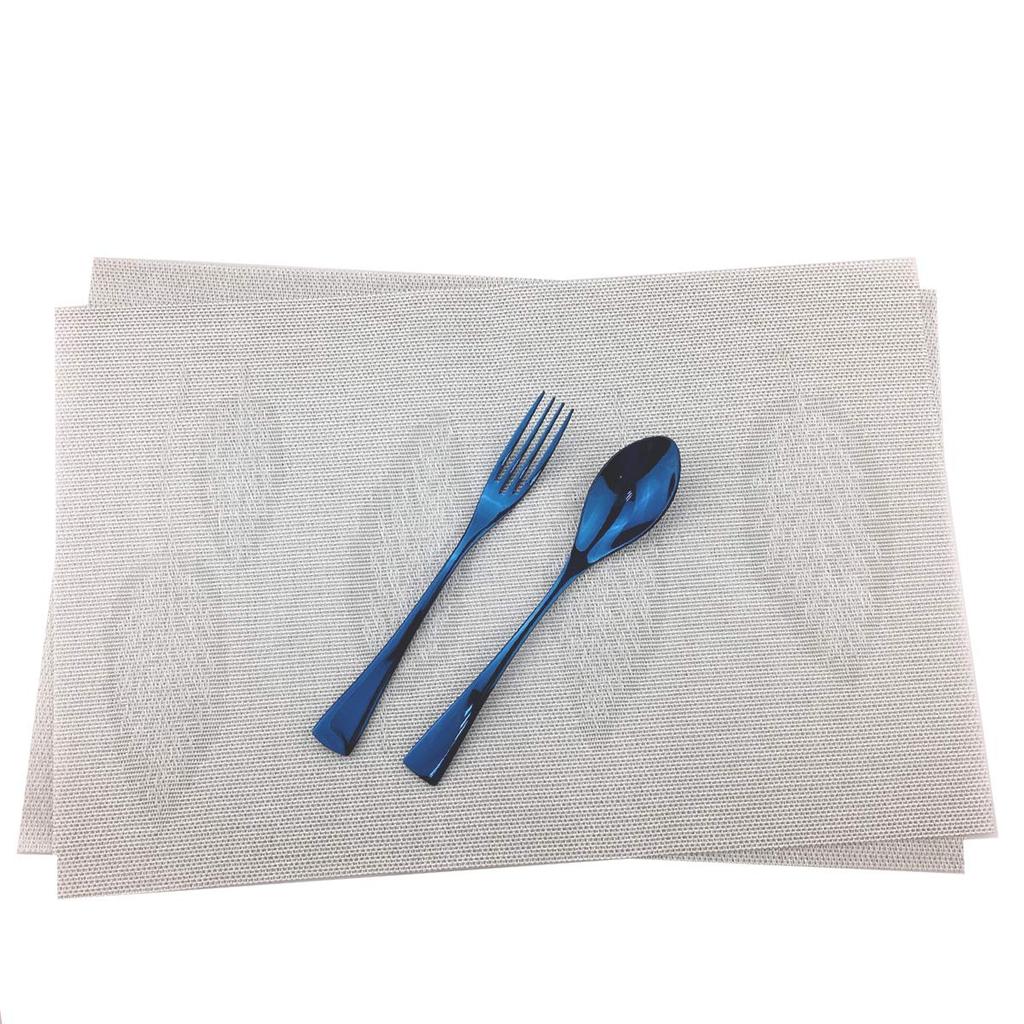 Silberne Tischsets mit 5 Blattmuster, 6er-Set, hitzebeständig, für den Esstisch, für den Innenbereich, gewebte Küchenmatten, rutschfest, abwischbar