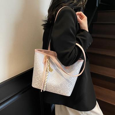 Bohemian Large-capacity Bag Women's Summer 2025 New Versatile Shoulder Bag Leisure Student Tote Bag
