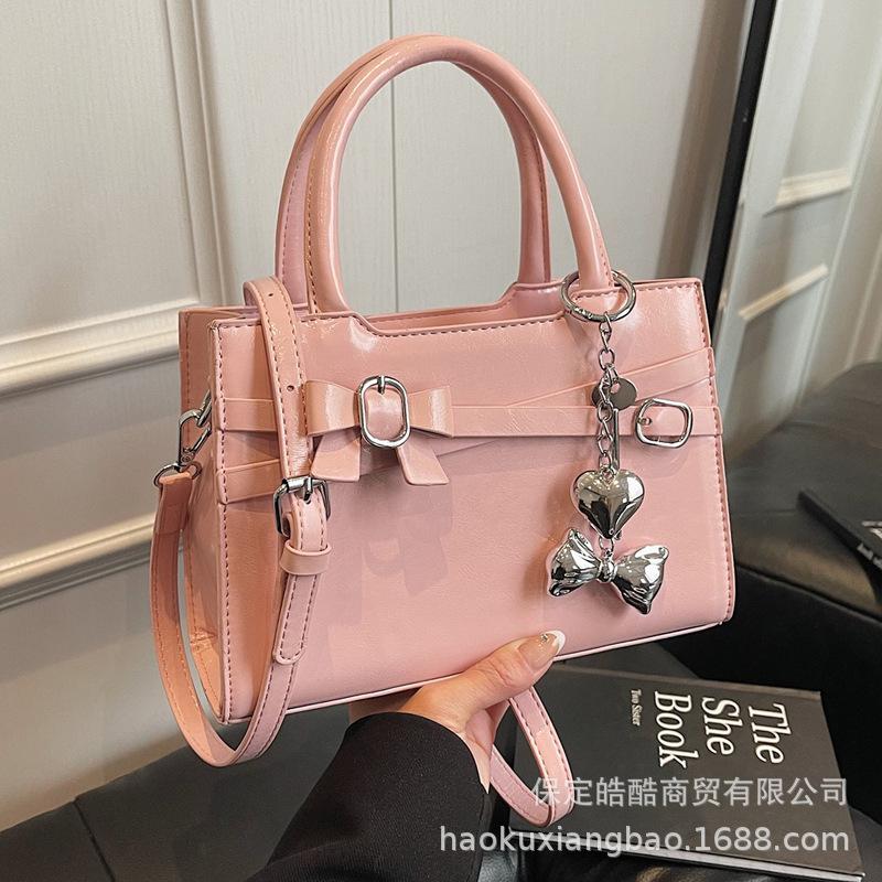 Premium Sense Niche Bag Women's Spring and Summer 2025 New Retro Shoulder Messenger Bag Casual Women's Portable Tote Bag