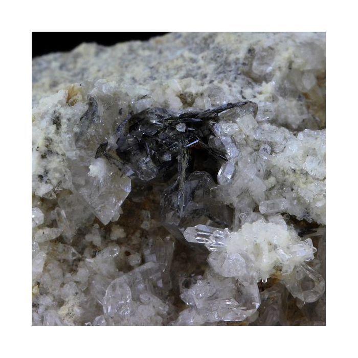 Pierres et Minéraux. Brookite. 970.0 ct. Jarrier, Maurienne, Savoie, France.