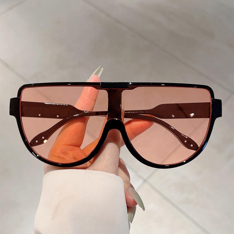 Fashion big frame one-piece Internet celebrity pilot women's sunglasses high-end trend street shot windproof sunglasses