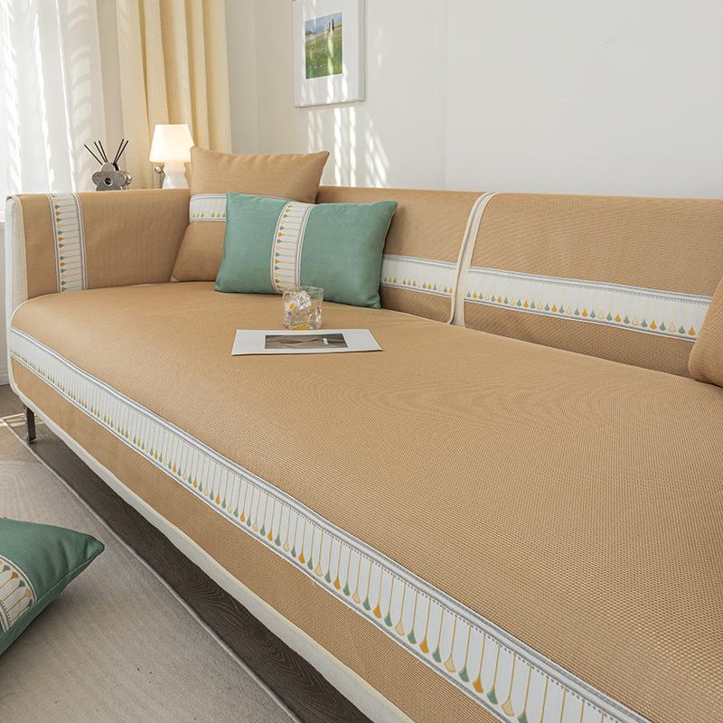 Einfarbige Sofakissen aus Eisseide Sommer Rutschfest Wohnzimmer Sofakissen Universal Leder Sofabezug Möbelschutz