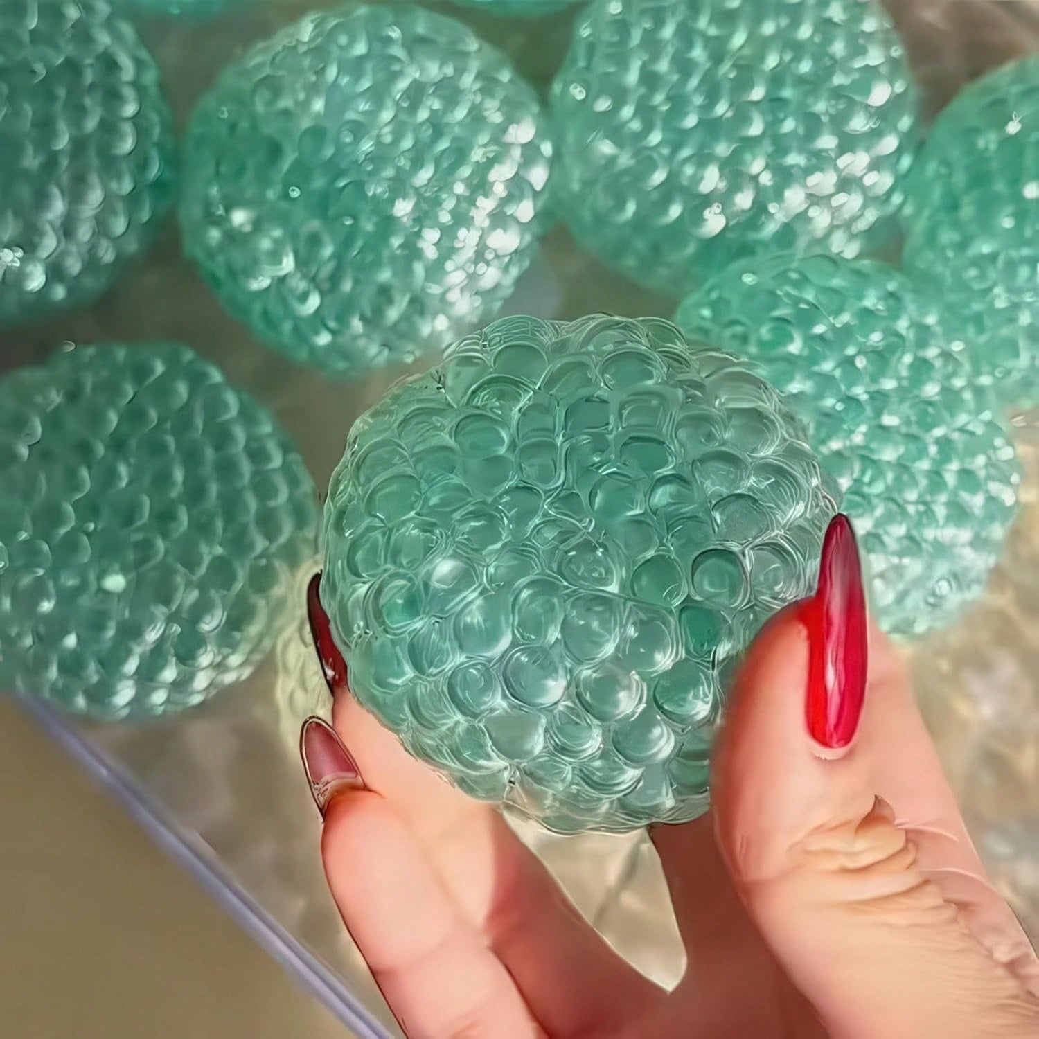 

Handmade Pressure Stress Reliever Balls With Noisy Sound For Hands, Fun Gift For Both Men And Women
