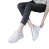 Innere Erhöhung kleine weiße Schuhe Damenschuhe cm Frühling und Herbst Leder wasserdichte Sportschuhe kleine dicksohlige erhöhende Board-Schuhe