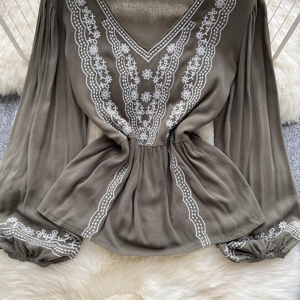 Floral Embroidery Spring Loose Blouse Elegant Bohemian Design Long Sleeve Ladies Fashion  Summer Casual Shirt
