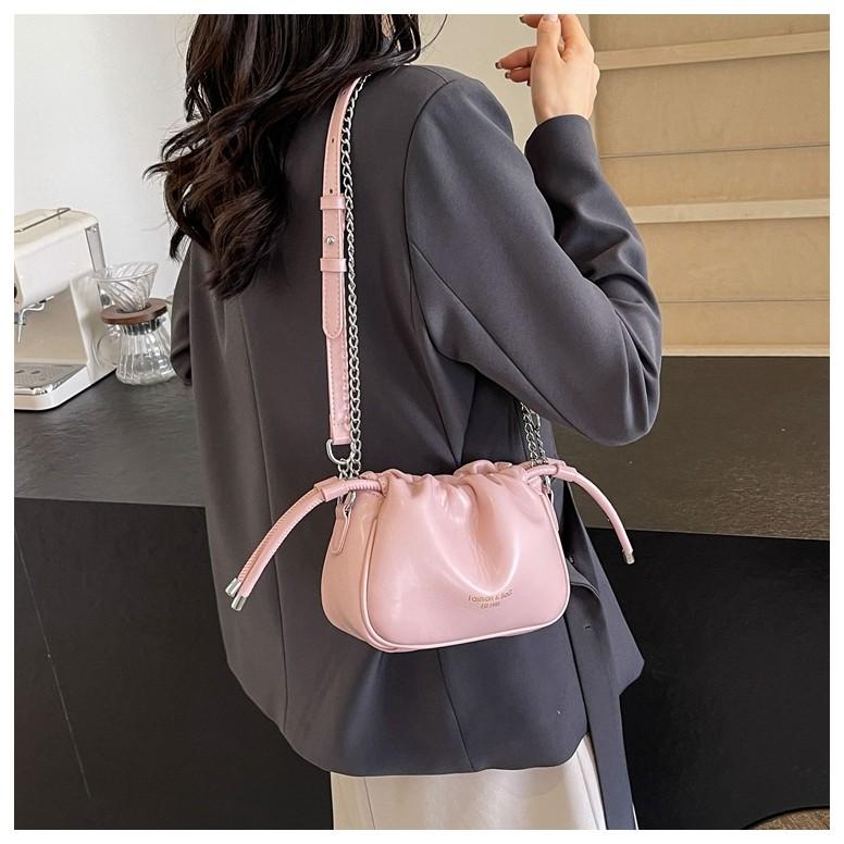 IELGY All-Match Bucket Bag Niche Design Chain Cross-Body Pleated Bag