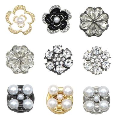 Beliebte Blumenhemdknöpfe Abdeckung Strass Manschettenknöpfe Abdeckung für verschiedene Hemdtypen Dekorative Formelle Hemdknopf Abdeckung