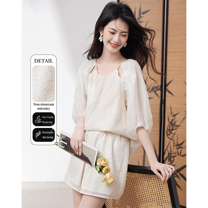 

New Chinese Style Embroidered Two-Piece Shorts Set M