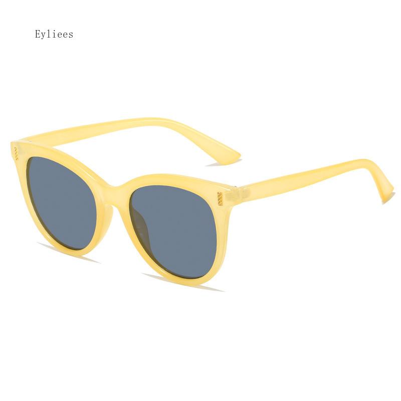 Fashion Oversized Cat Eye Female Sunglasses Retro Leopard Shades UV 400 Protection Male Trending Oval Sun Spectacles Gafas De Sol Mujer